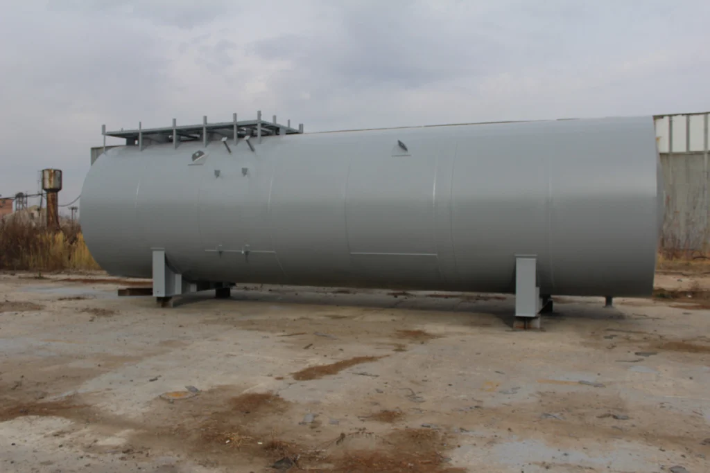 Горизонтальные стальные резервуары и емкости для АЗС, нефтепродуктов, воды, бензина (РГС) от 3м3 до 160 м3 — фото 20